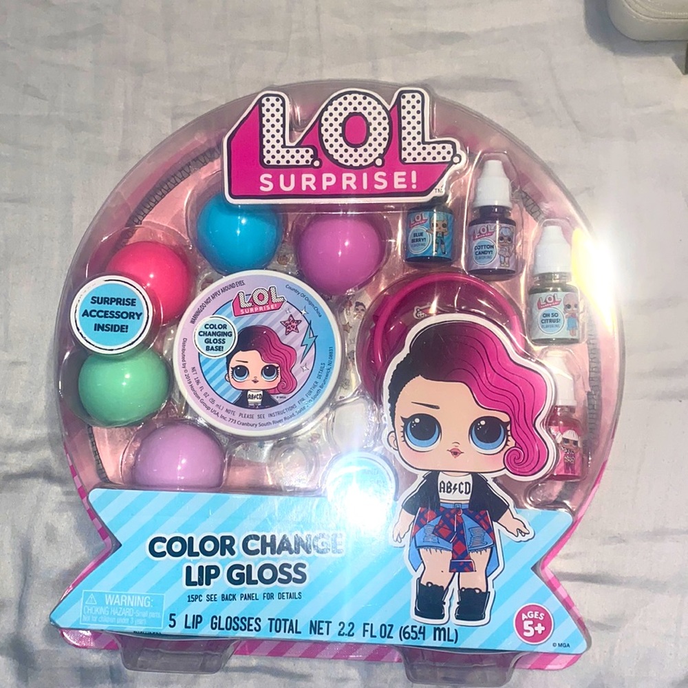LOL color change lip gloss